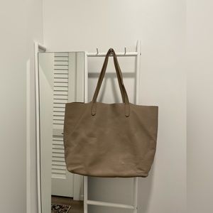 Cuyana Classic Leather Tote - Stone / Pebble